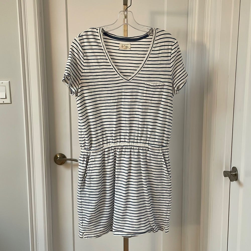 Lou & Grey tshirt dress
